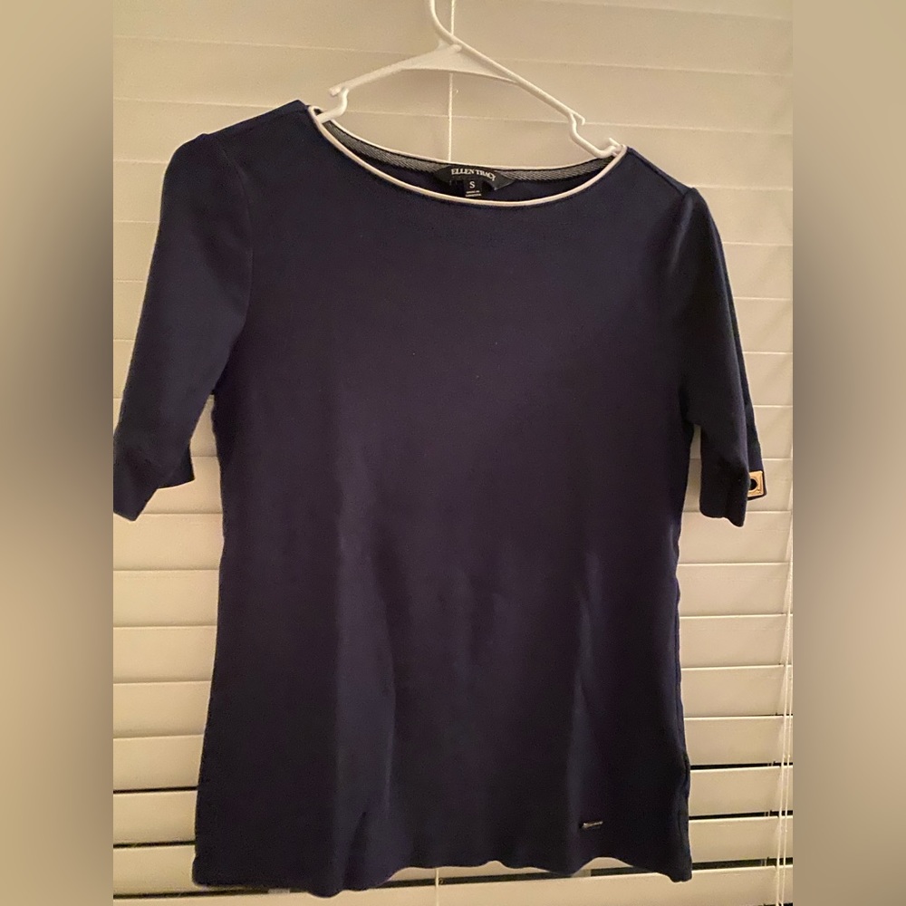 Ellen Tracy T-Shirt